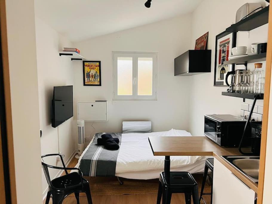 La Petite Grange - 5 Mn Gare Sncf - Wifi & Netflix Apartment Niort Luaran gambar